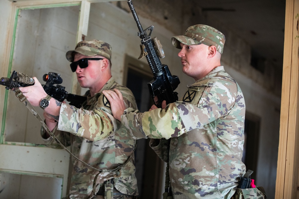 U.S. Army Soldiers and K-9 Team Enhance Security with Joint Training Exercise