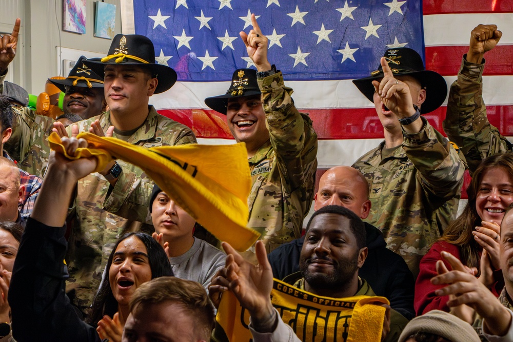 Deployed Soldiers Celebrate Christmas with Live Participation in Football Game