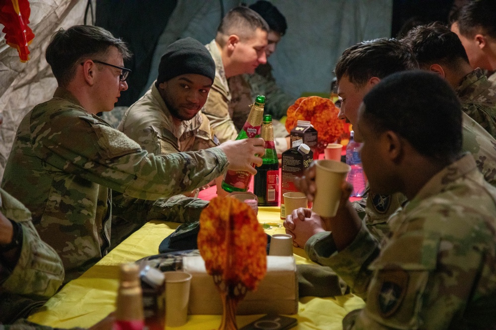 U.S. Soldiers Celebrate Thanksgiving in Poland