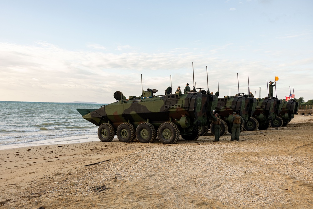 Amphibious Combat Vehicle Tide Training