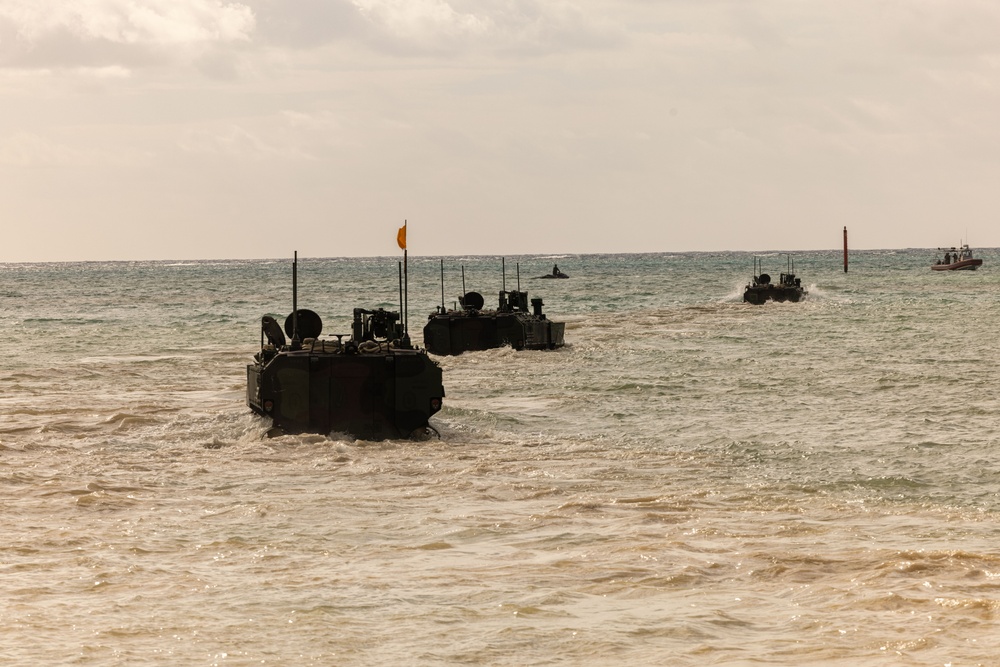 Amphibious Combat Vehicle Tide Training