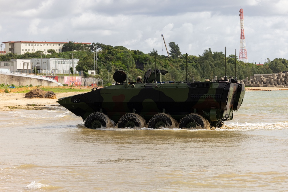 Amphibious Combat Vehicle Tide Training