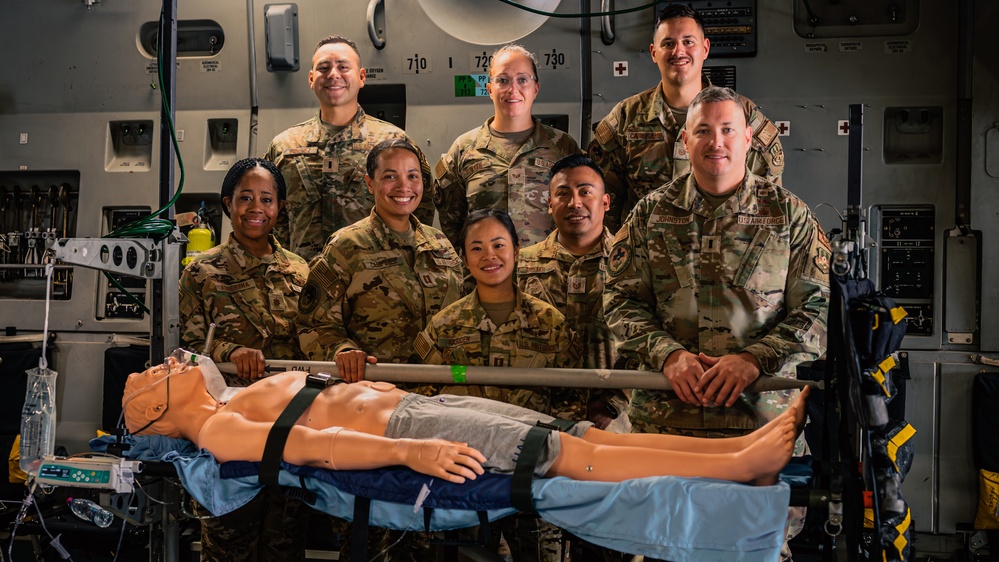 Actor Anthony Anderson tours the 379th AEW