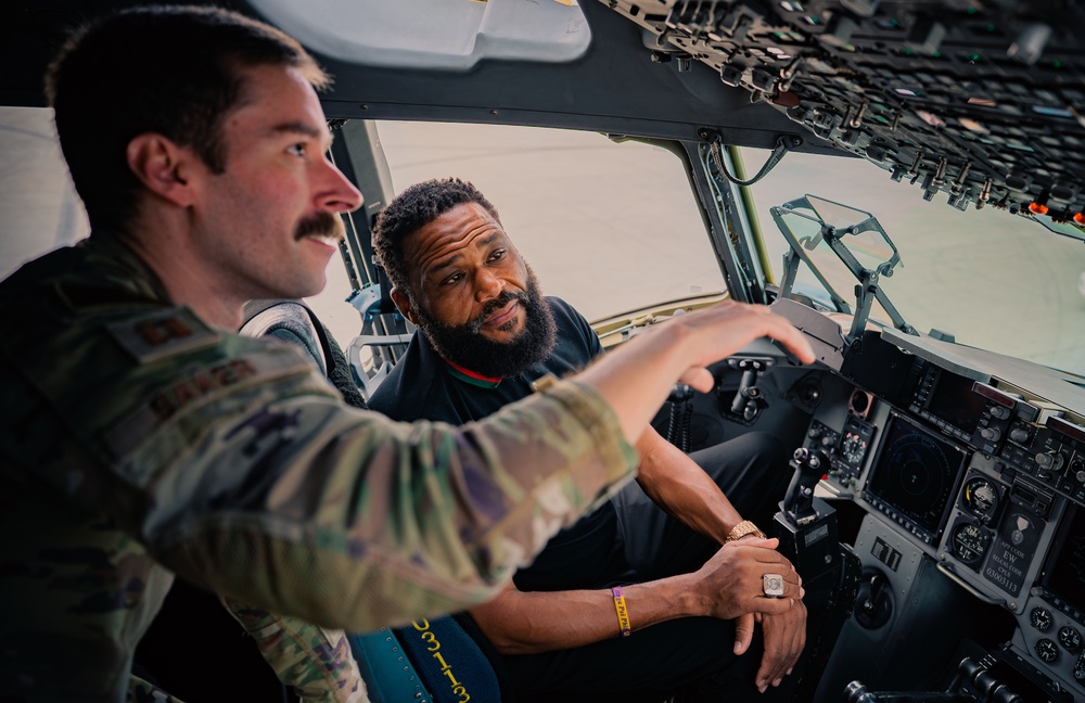 Actor Anthony Anderson tours the 379th AEW