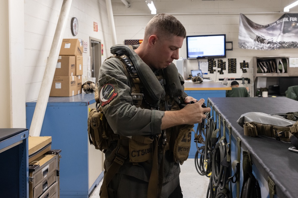 Leading means giving back: Gunnery Sgt. Chad Tompkins Jr. influences the next generation of Osprey crew chiefs