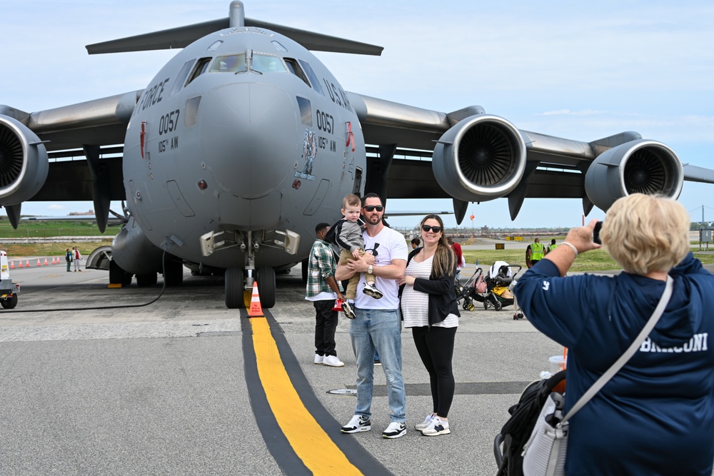 105th Airlift Wing Visits LaGuardia Airport for Kiwanis Kids Day