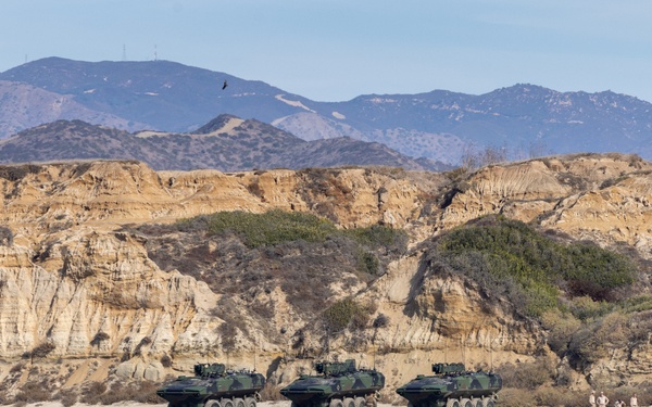 3rd AA Bn. conducts surf transit training