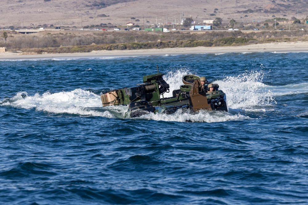 3rd AA Bn. conducts surf transit training