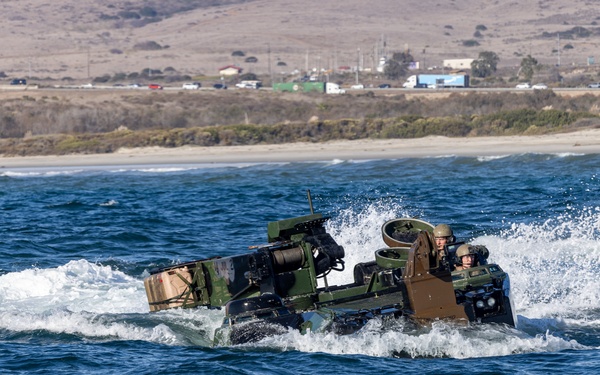 3rd AA Bn. conducts surf transit training
