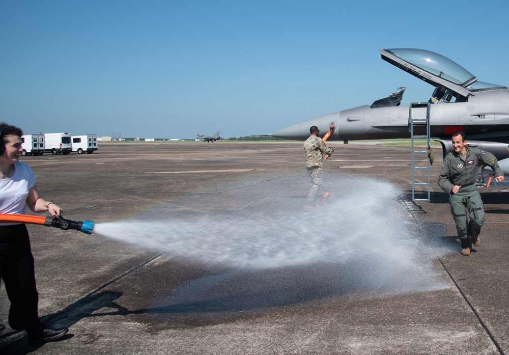 Commander's farewell fini flight