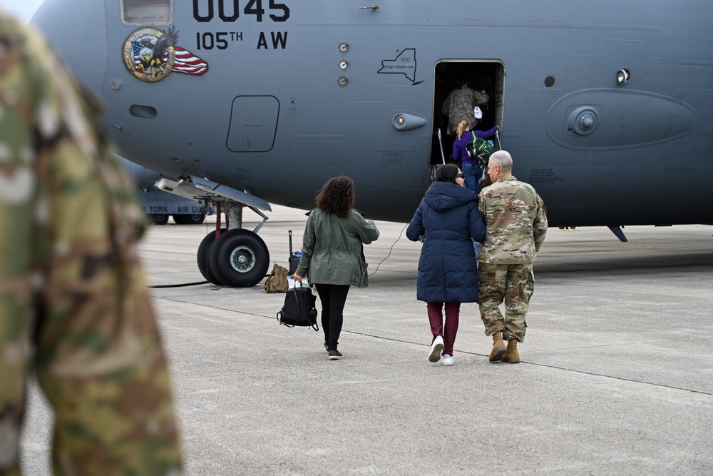 105th Airlift Wing Hosts Spouse Flight