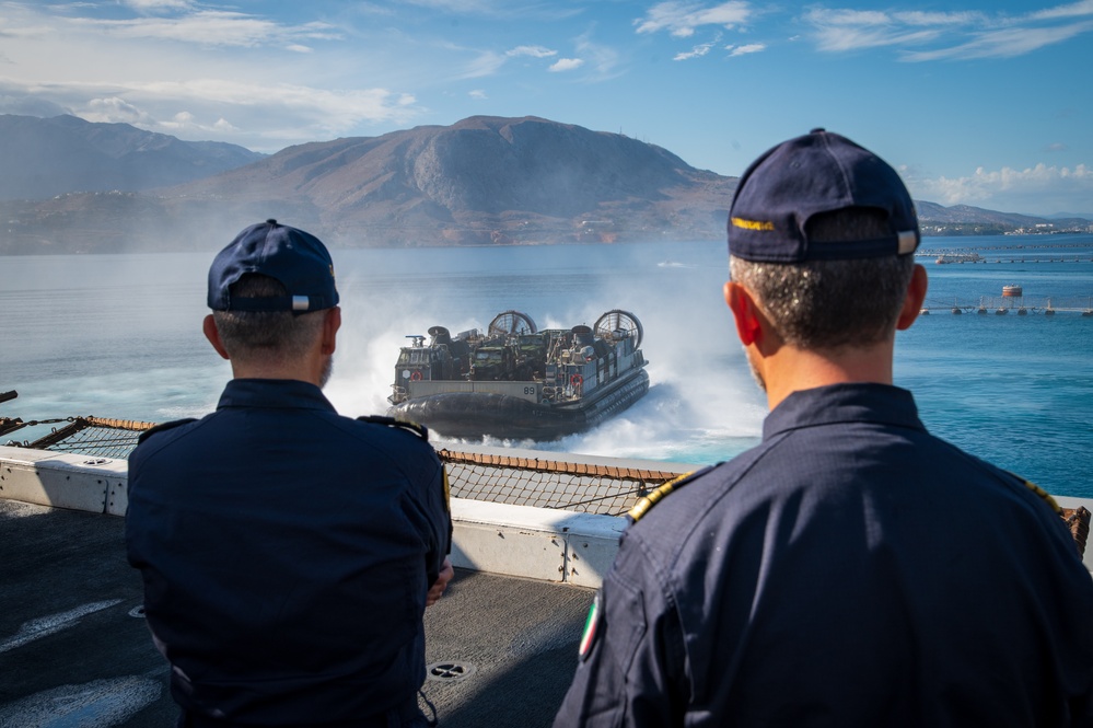 USS New York Hosts Commander of Italian Second Naval Division