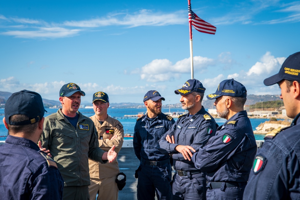 USS New York Hosts Commander of Italian Second Naval Division