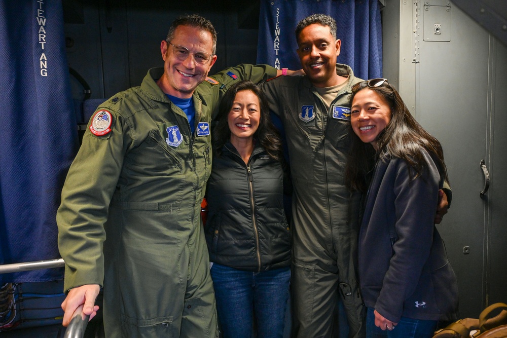 105th Airlift Wing Hosts Spouse Flight