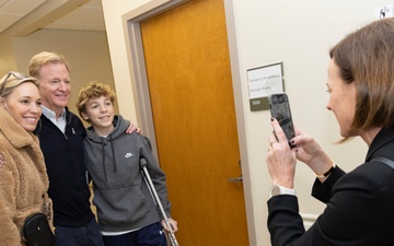 NFL Commissioner Visits Walter Reed