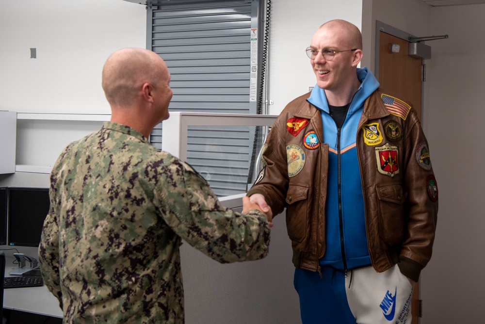 NMRTC, Bethesda's Triad meets with Sailors