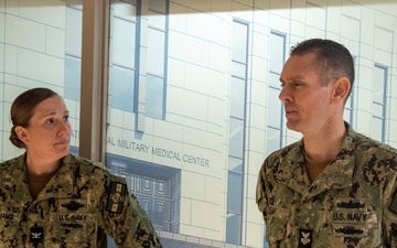 NMRTC, Bethesda's Triad meets with Sailors