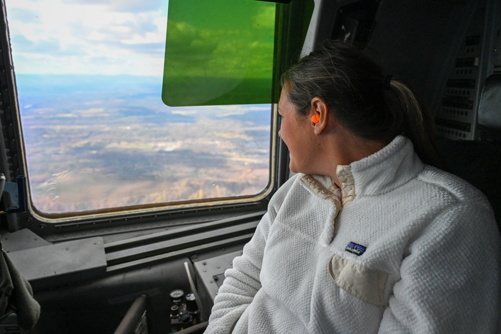 105th Airlift Wing Hosts Spouse Flight