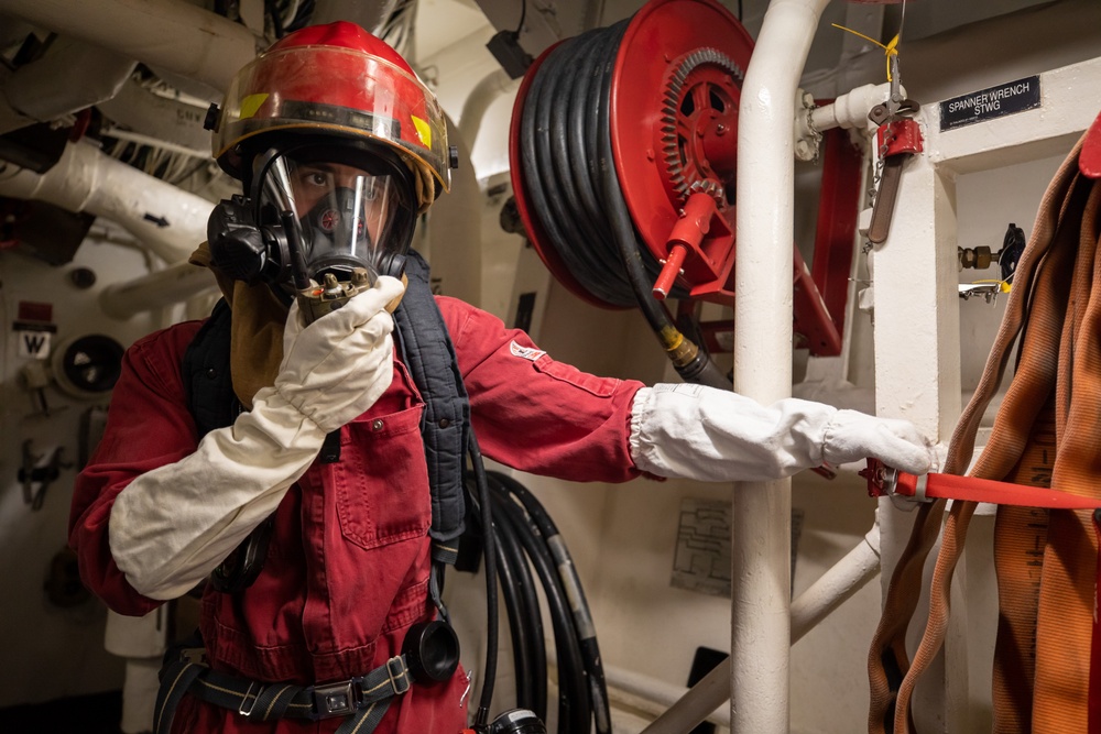 Integrated Training Team Drill aboard the USS Cole