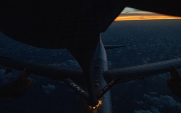 Fueling the night: 100th ARW supports 2nd BW B-52