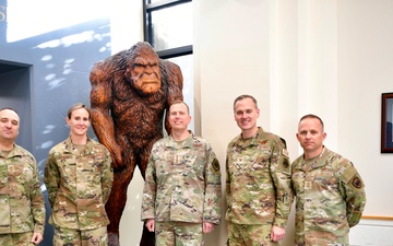 NORAD and USNORTHCOM Commander and Command Senior Enlisted Leader visit WADS