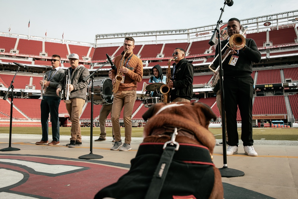 San Francisco 49ers Salute to Service Game