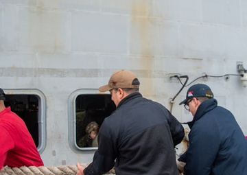 USS Ronald Reagan (CVN 76) departs Naval Base Kitsap Bremerton