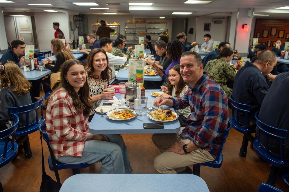 Blue Ridge Celebrates Thanksgiving