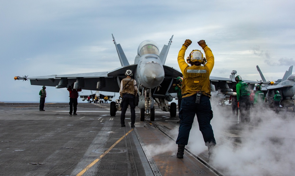 Abraham Lincoln conducts flight operations