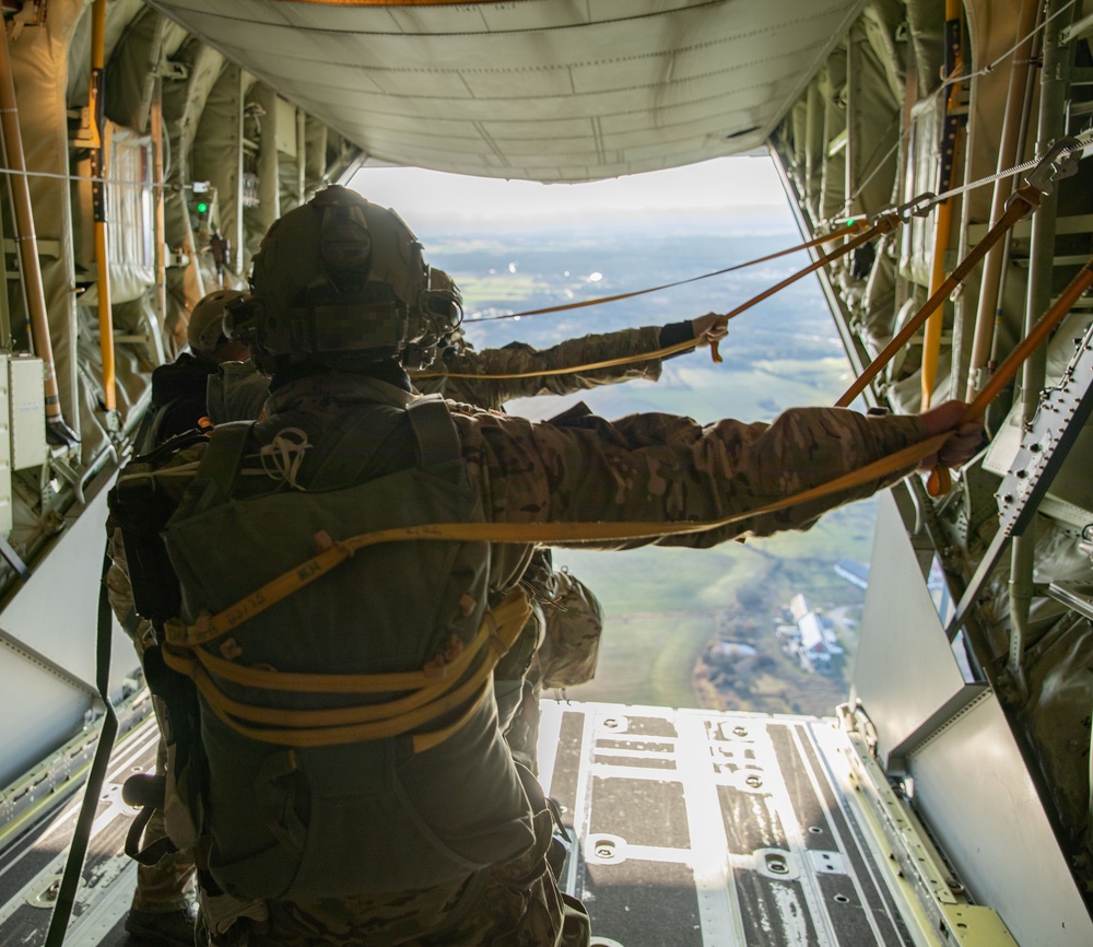 Green Berets Conduct Static Line Jump Into Gotland Island During ASP 25