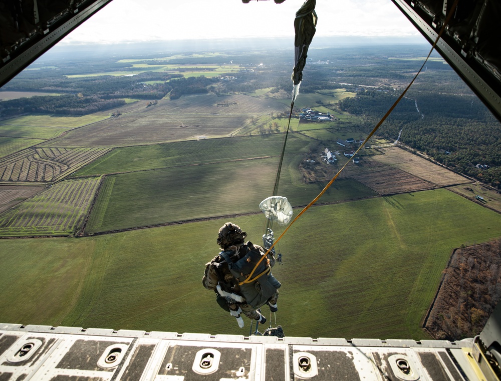 Green Berets Conduct Static Line Jump Into Gotland Island During ASP 25