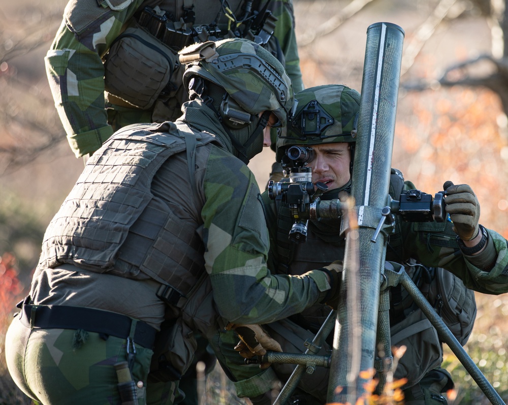 Swedish Forces Provide Indirect Fire During ASP 25 Live-Fire Training Event