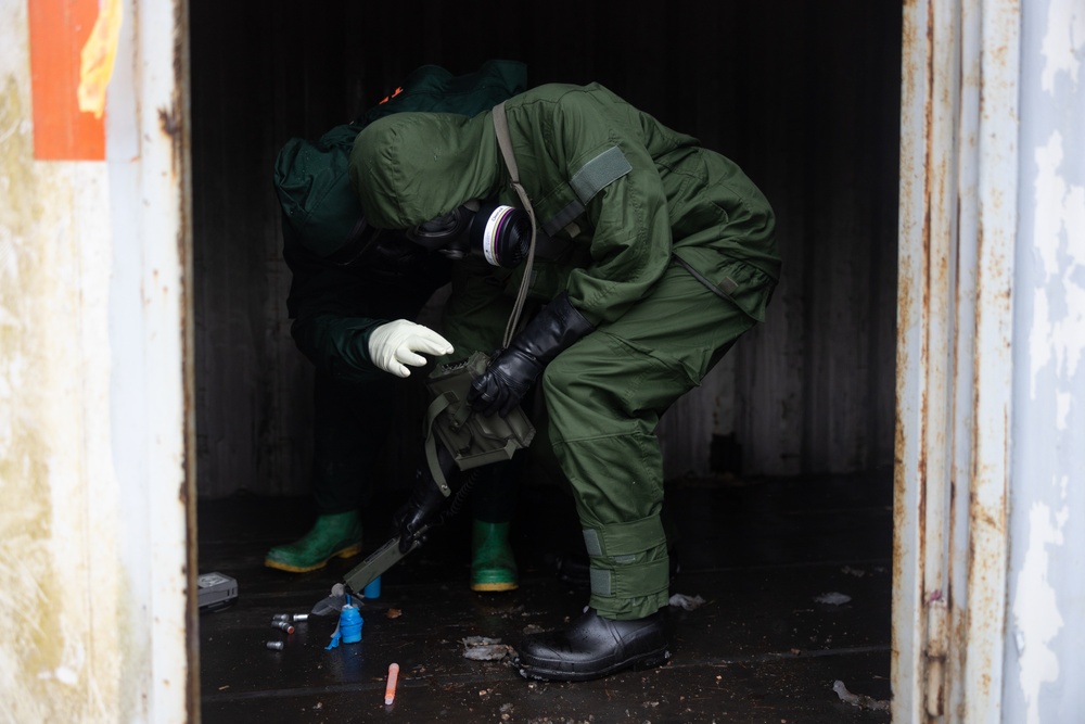 CBRN Marines Conduct Bilateral Training with Nylands Brigade Fire, Rescue, and Response Team