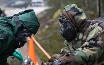 CBRN Marines Conduct Bilateral Training with Nylands Brigade Fire, Rescue, and Response Team