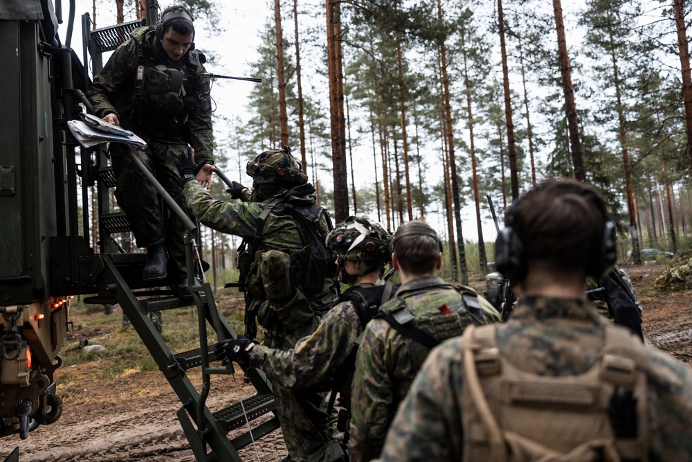 U.S. Marines and Finnish Servicemembers Conduct a Medical Evacuation Convoy