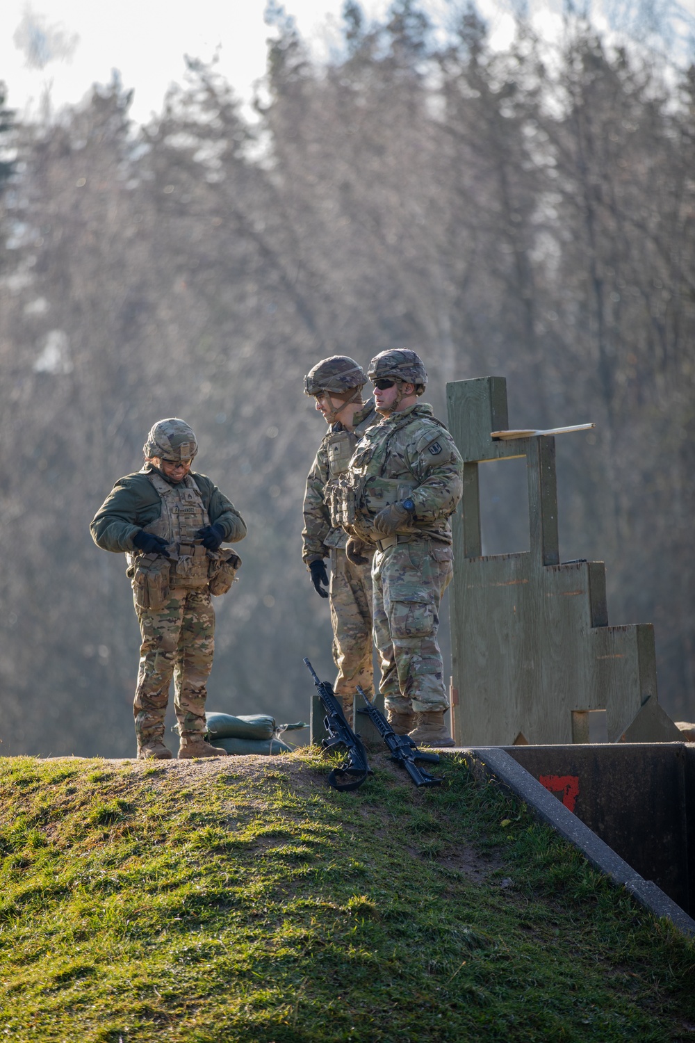 41st Field Artillery Brigade conducts M4 Qualification Range