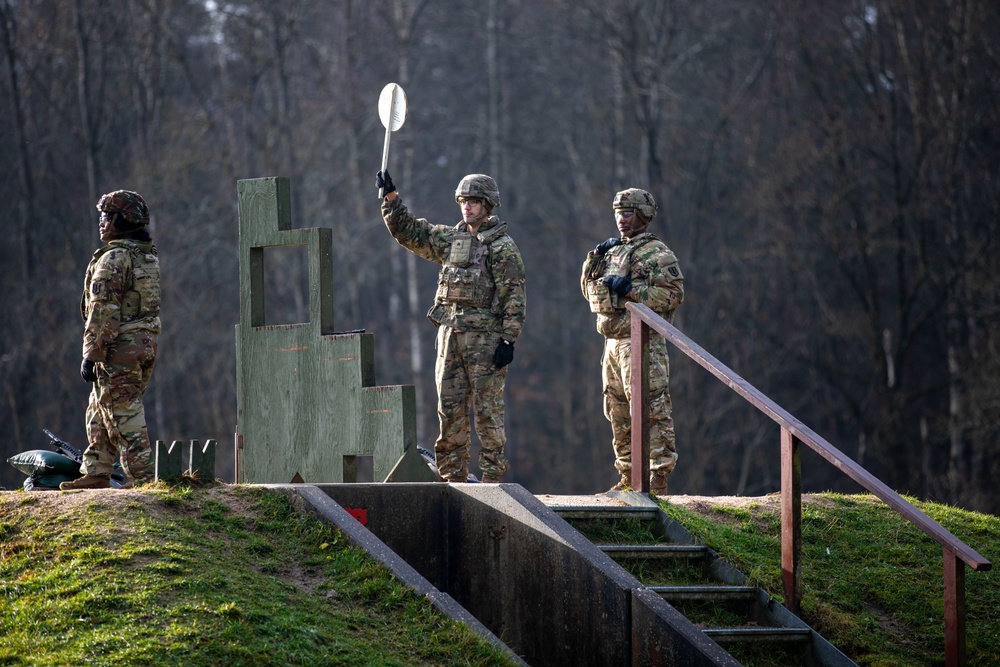 41st Field Artillery Brigade conducts M4 Qualification Range