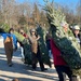 New York National Guard Soldiers Volunteer to Boost Trees for Troops