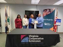 Virginia Cooperative Extension Graduates 20 Master Financial Educator Volunteers