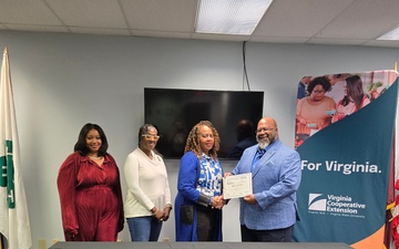 Virginia Cooperative Extension Graduates 20 Master Financial Educator Volunteers