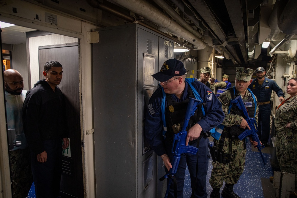 USS Iwo Jima Participates in a Force Protection Exercise