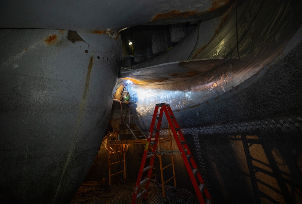 Annual maintenance in full swing at Gavins Point Dam powerplant