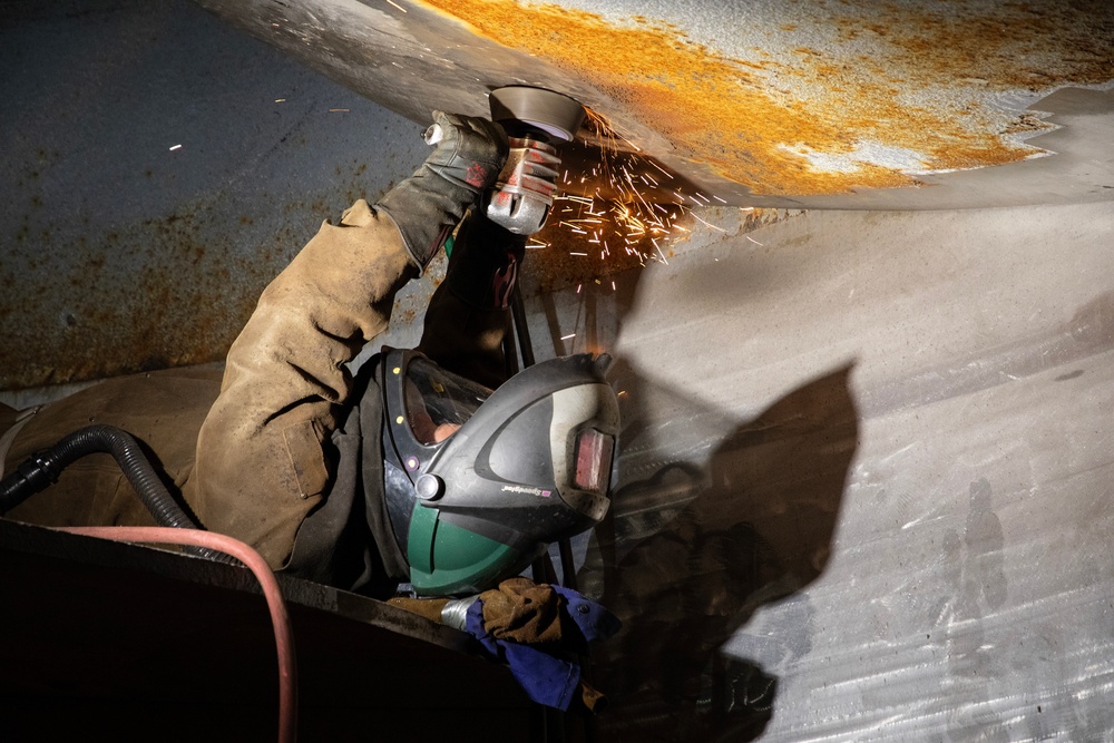 Annual maintenance in full swing at Gavins Point Dam powerplant