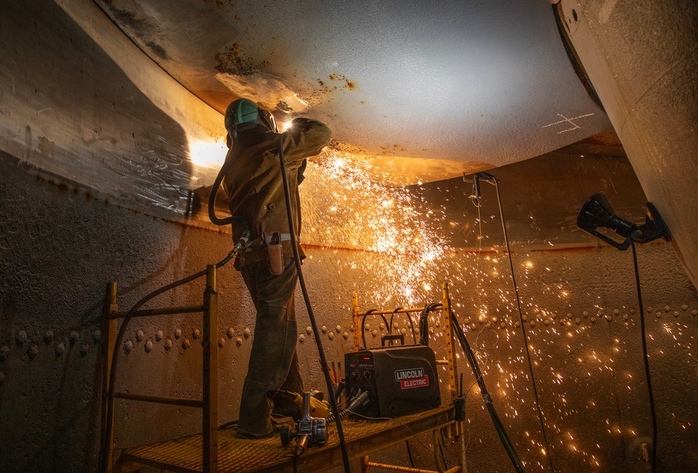 Annual maintenance in full swing at Gavins Point Dam powerplant