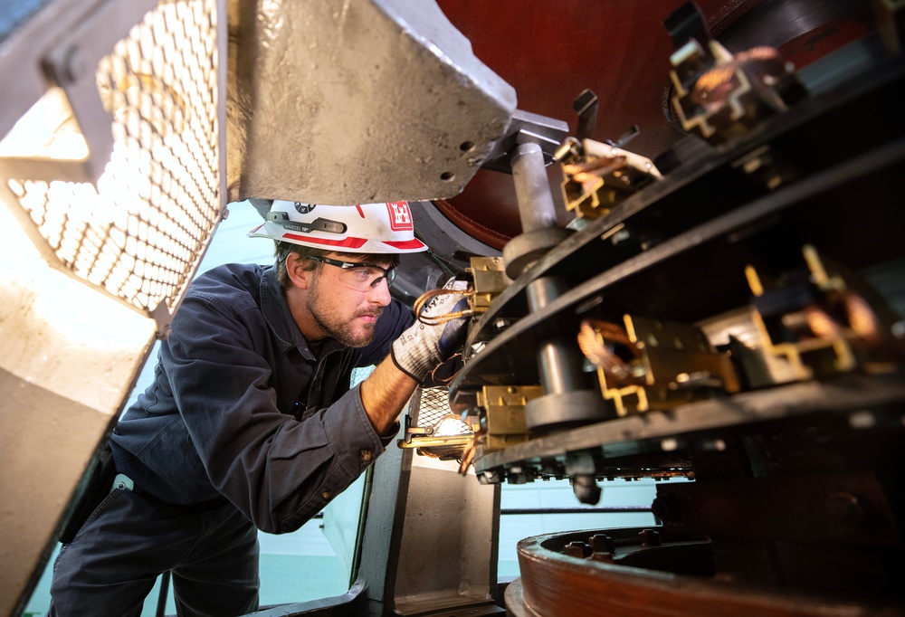 Annual maintenance in full swing at Gavins Point Dam powerplant