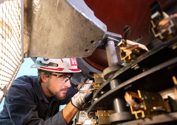Annual maintenance in full swing at Gavins Point Dam powerplant