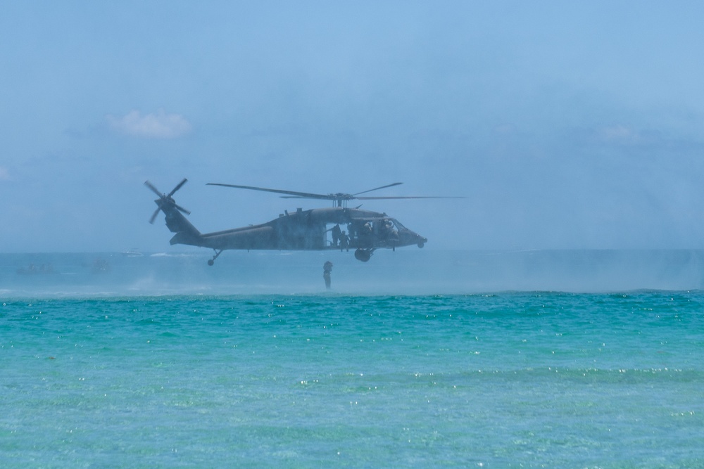 7th Special Forces Group (Airborne) participate in the 2024 Miami Air and Sea Show.