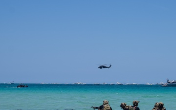 7th Special Forces Group (Airborne) participate in the 2024 Miami Air and Sea Show.