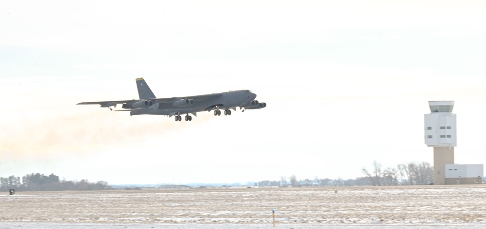 Lt. Governor of North Dakota takes an orientation flight