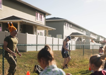 Mokapu Elementary hosts Turkey Trot with Marines with 3d MLR
